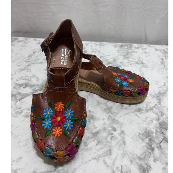 Zula Huarache Mexican Sandal 9 Brown Floral Handmade Leather Art Hippie Peasant - Picture 4 of 9